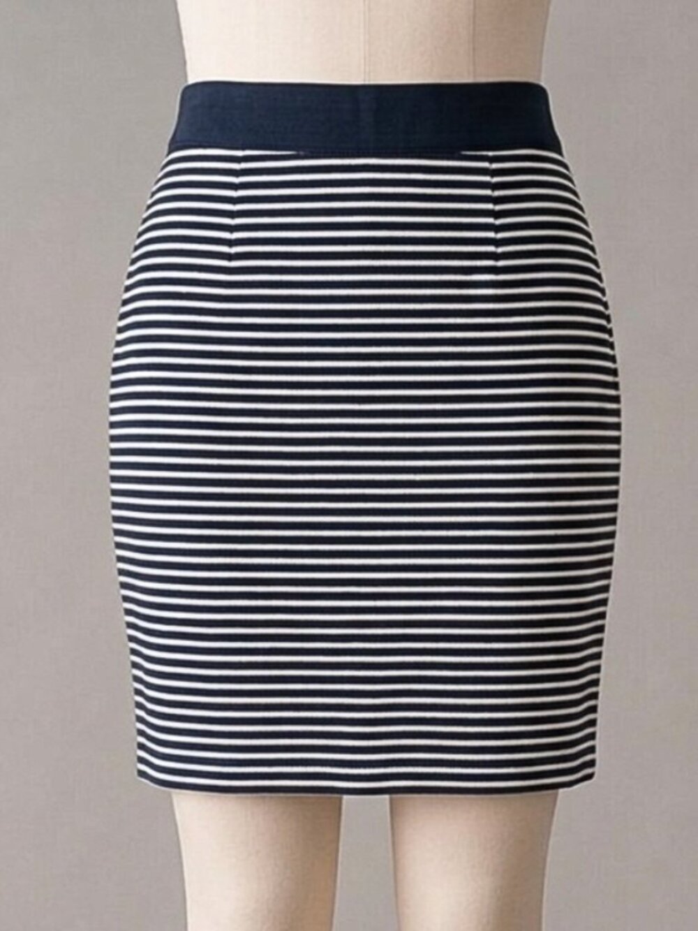 LOFT Navy & White Striped Pencil Skirt with Back Zip | Size 6
